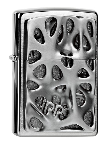 Vue de face briquet Zippo, chromé emblème trous