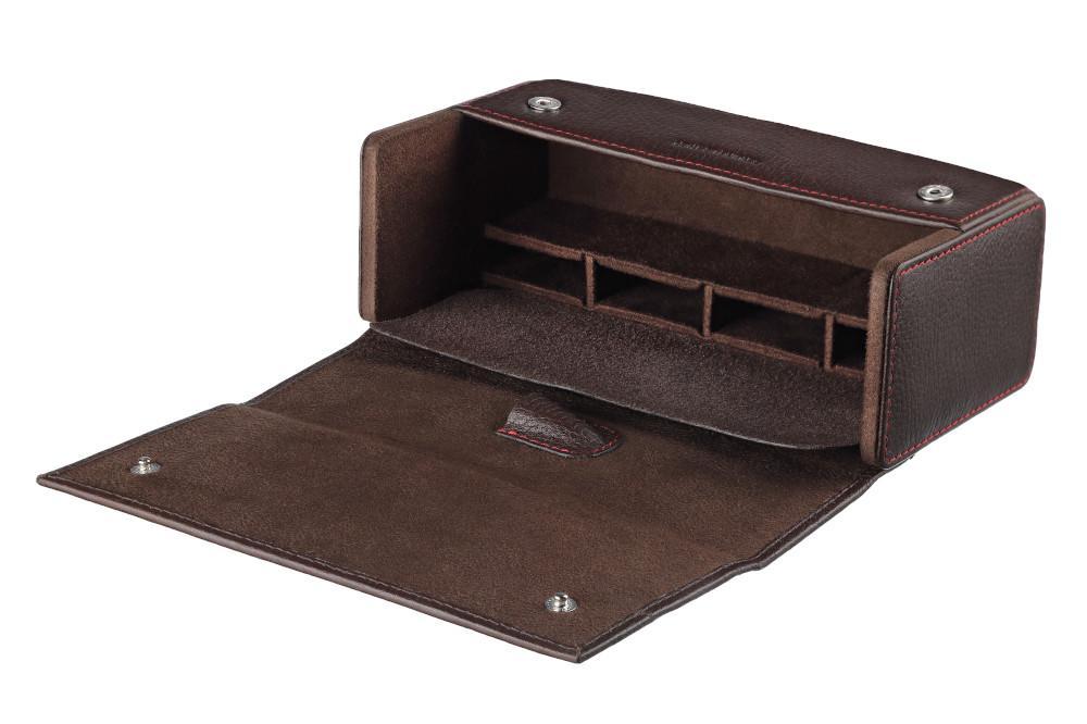 Coffret de voyage Zippo en cuir marron avec logo Zippo, vu du dessus