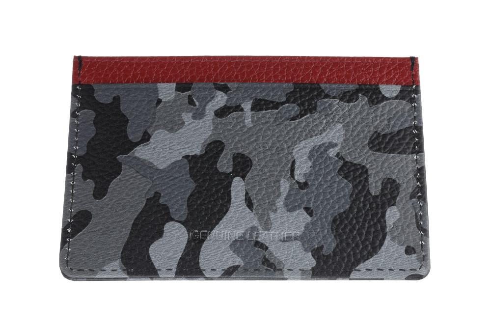 Vue de dos porte-cartes long motif camouflage gris et bord supérieur rouge