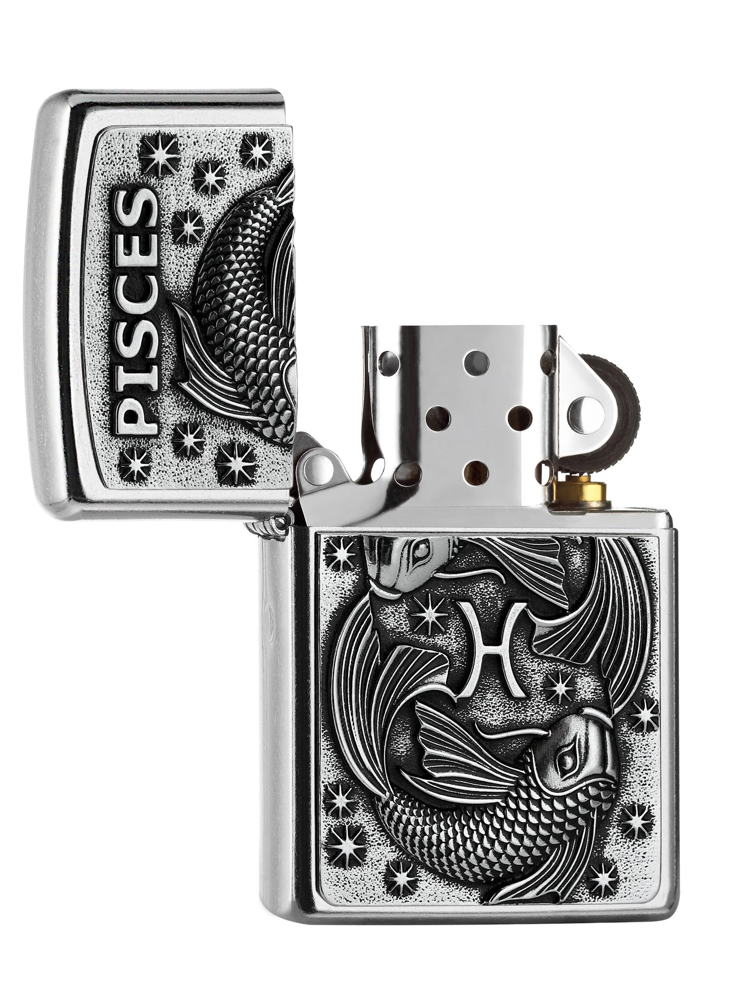 Vue de face briquet Zippo Street Chrome signe du zodiaque emblème Poissons avec lettrage Pisces, ouvert