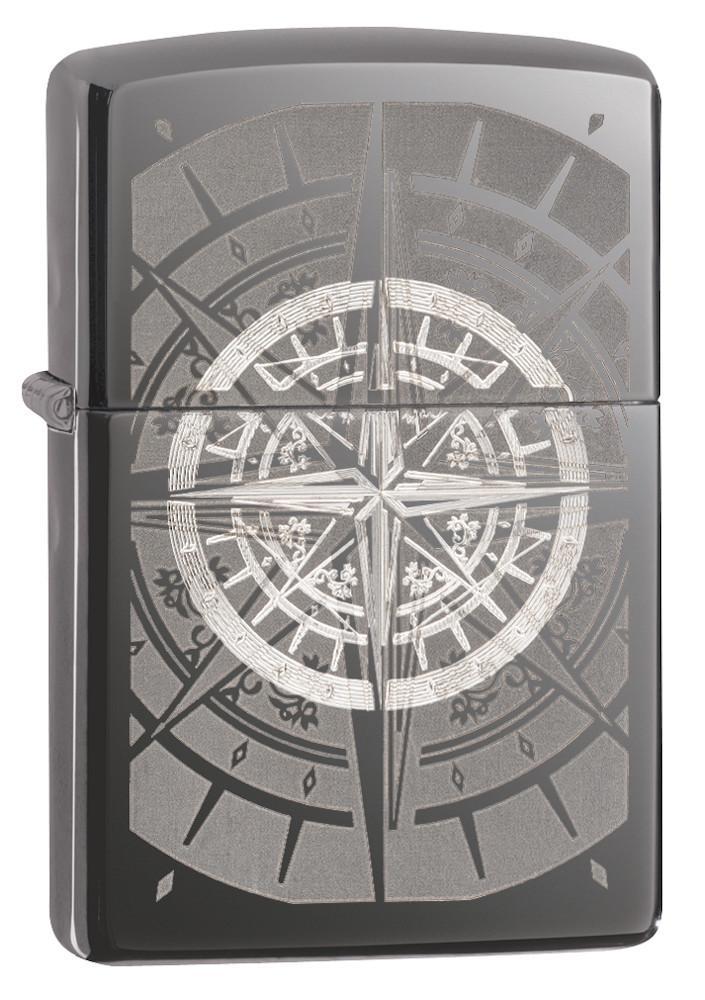 Vue de face 3/4 briquet Zippo Black Ice avec boussole