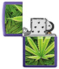 Encendedor Zippo vista frontal púrpura mate abierto con ilustración de planta de cannabis