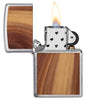 Zippo Woodchuck bois de cèdre, ouvert avec flamme