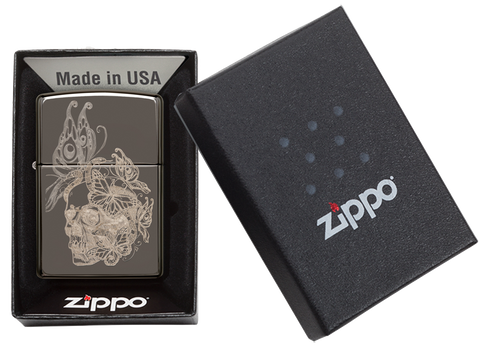 Mechero a prueba de viento Zippo Skull Butterfly Design en su caja de regalo