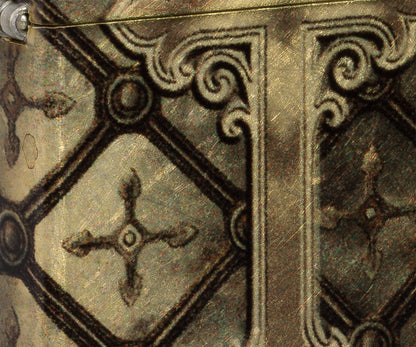 Diseño de cruz dorada