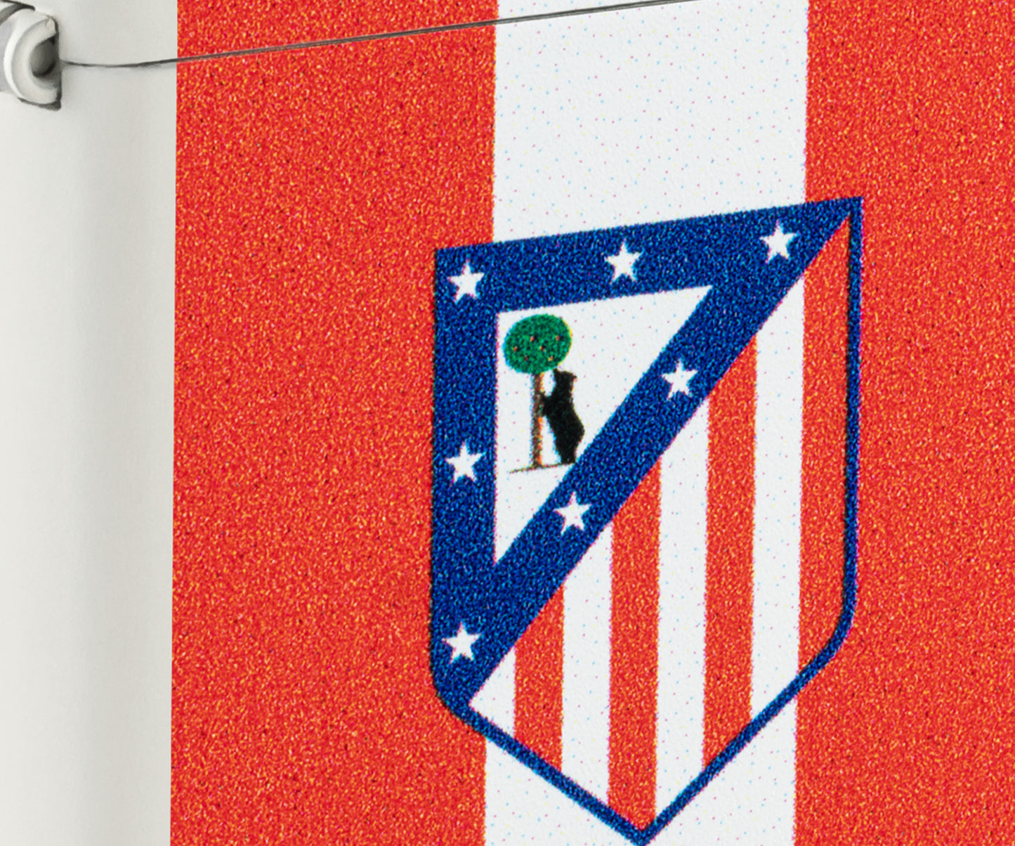 Diseño de rayas con el logotipo del Atlético de Madrid