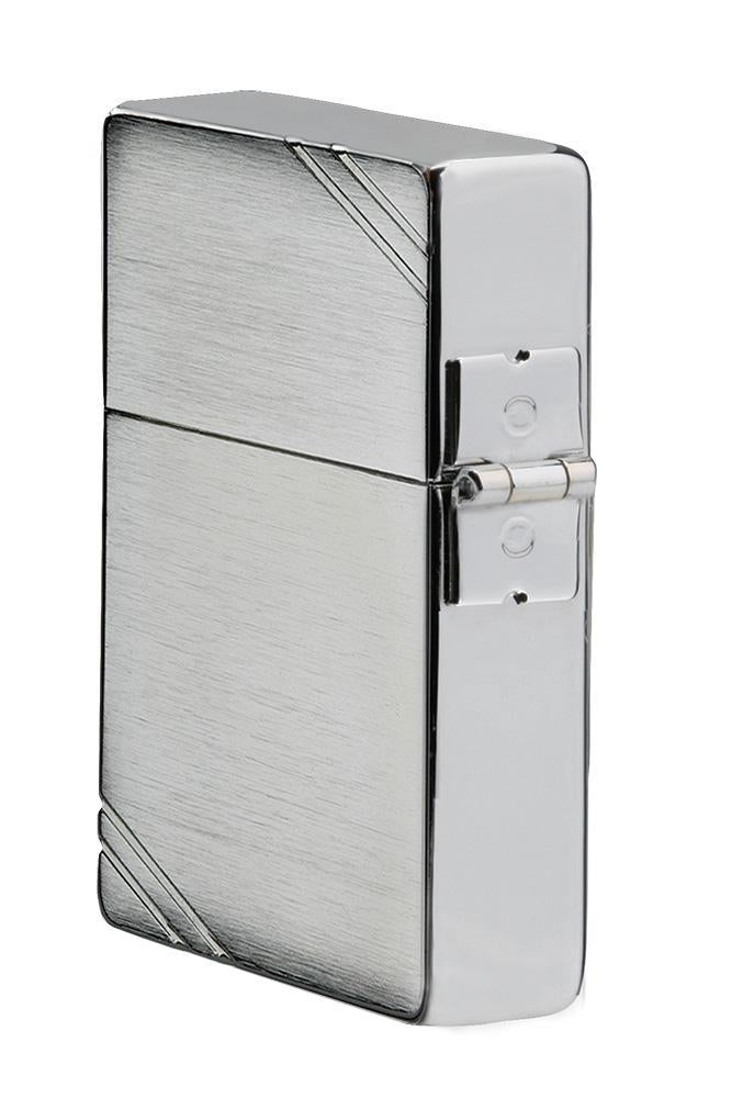 Réplica de encendedor Zippo 1935 Vista lateral en aspecto de cromo cepillado con barras grabadas en las esquinas opuestas