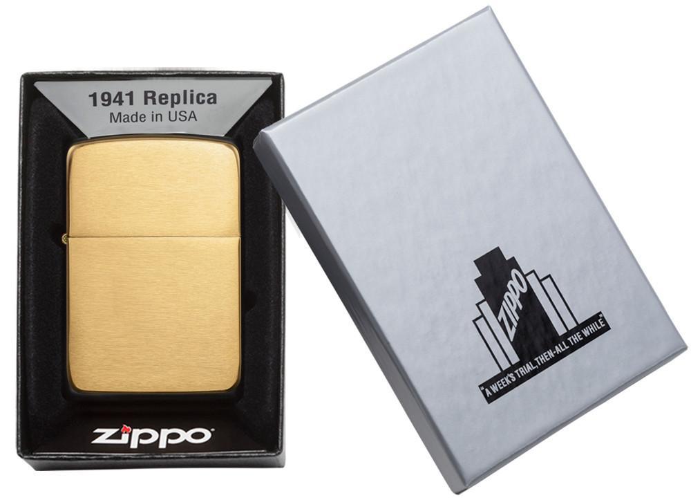 Encendedor Zippo 1941 Réplica vista frontal en latón cepillado en oro en caja de plata