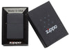 Vue de face briquet Zippo Media Chrome Black Matte, dans une boîte cadeau ouverte