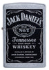 Vue de face briquet Zippo chromé avec logo Jack Daniel's noir