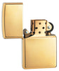 Vue de face briquet Zippo High Polished Brass modèle de base, ouvert 
