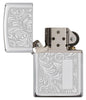 Vue de face briquet Zippo High Polish Chrome avec motif vénitien et plaque à graver, ouvert