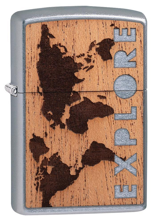 Vue de face 3/4 briquet Zippo chromé Woodchuck Landscape