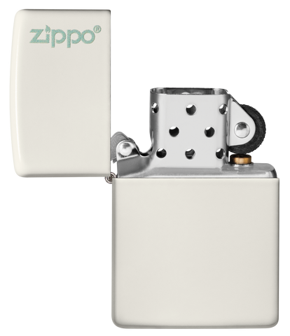 Vista frontal del mechero a prueba de viento Zippo Glow In Dark Zippo Logo apagado, sin llama
