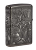 Vue de dos briquet Zippo noir brillant avec motif scène de bataille