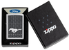 Mechero a prueba de viento Zippo Ford en su caja de regalo