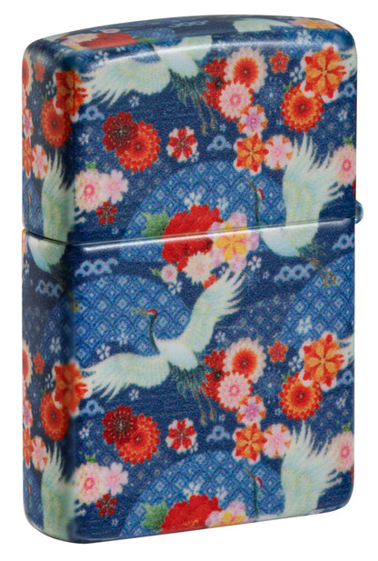 Vista de 3/4 de la parte trasera del mechero a prueba de viento Kimono Design que muestra la ropa tradicional japonesa