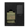 Vue de face coffret cadeau avec briquet Zippo Black Crackle avec étui à briquet vert