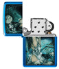 Encendedor Zippo azul brillante en un escenario místico con una dama ligeramente vestida en el lago rodeada de calaveras y cuervos abierto sin llama