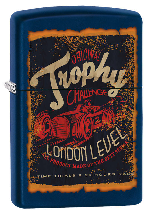 Vista de tres cuartos del mechero a prueba de viento Zippo Trophy Challenge