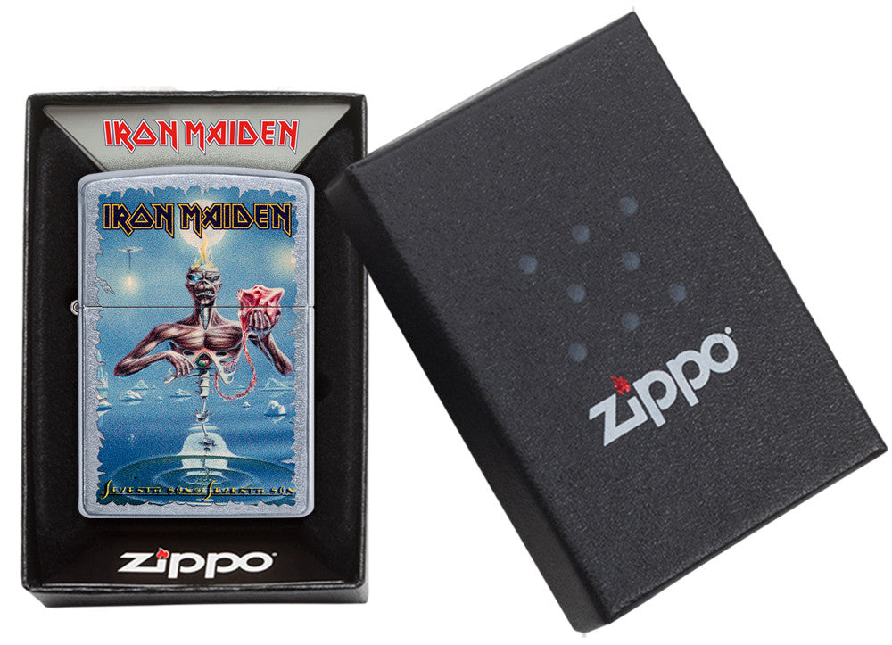 Mechero a prueba de viento Zippo Iron Maiden en su caja de regalo