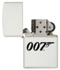 Briquet Zippo blanc James Bond avec le logo 007 au milieu, ouvert
