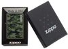 Mechero a prueba de viento Zippo Camo and Zippo Design en su caja de regalo