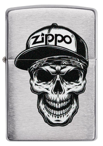 Vue de face briquet Zippo chromé tête de mort avec casquette Zippo