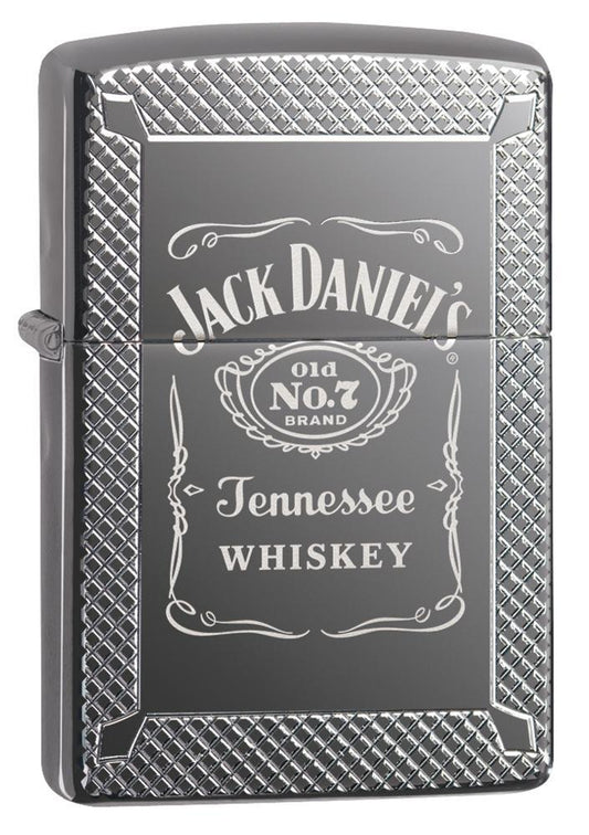 Vue de face 3/4 briquet Zippo gris brillant logo et lettrage Jack Daniel gravés