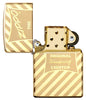 Briquet Zippo laiton haute brillance logo Zippo rétro et rayure transversale gravés, ouvert