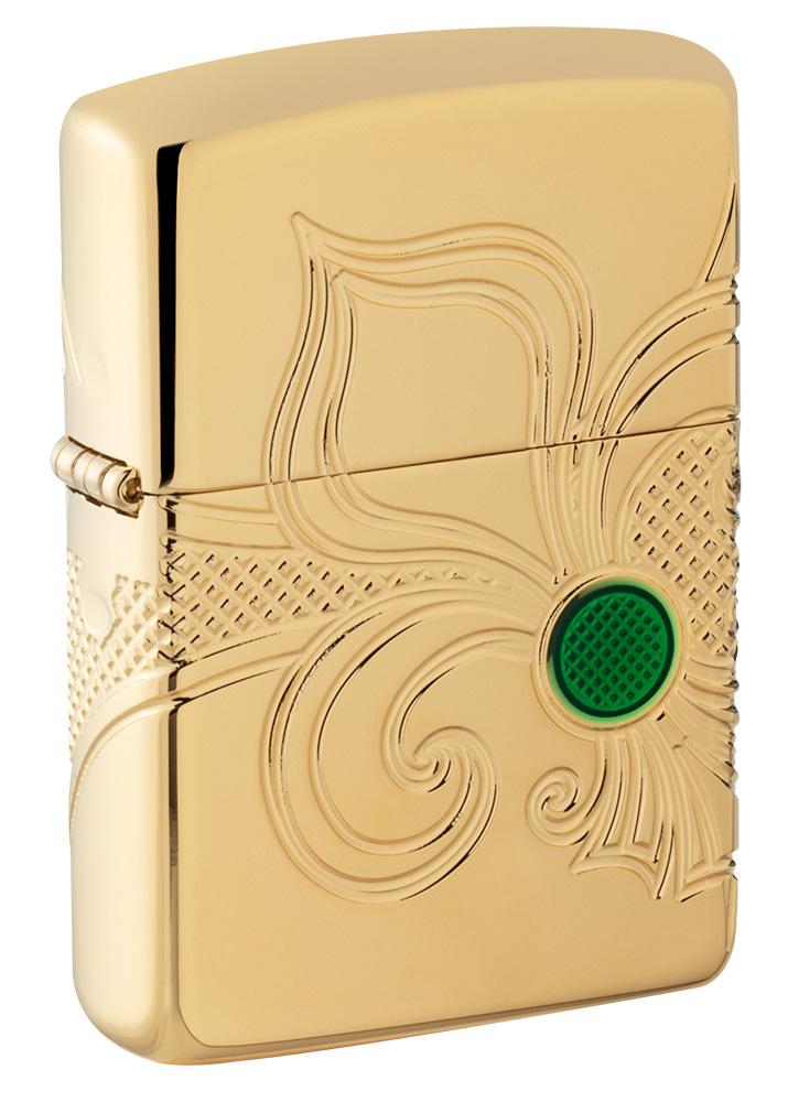 Vue de face 3/4 briquet Zippo laiton haute brillance gravure profonde fleur de lis