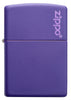 Vue de face briquet Zippo violet mat avec logo Zippo