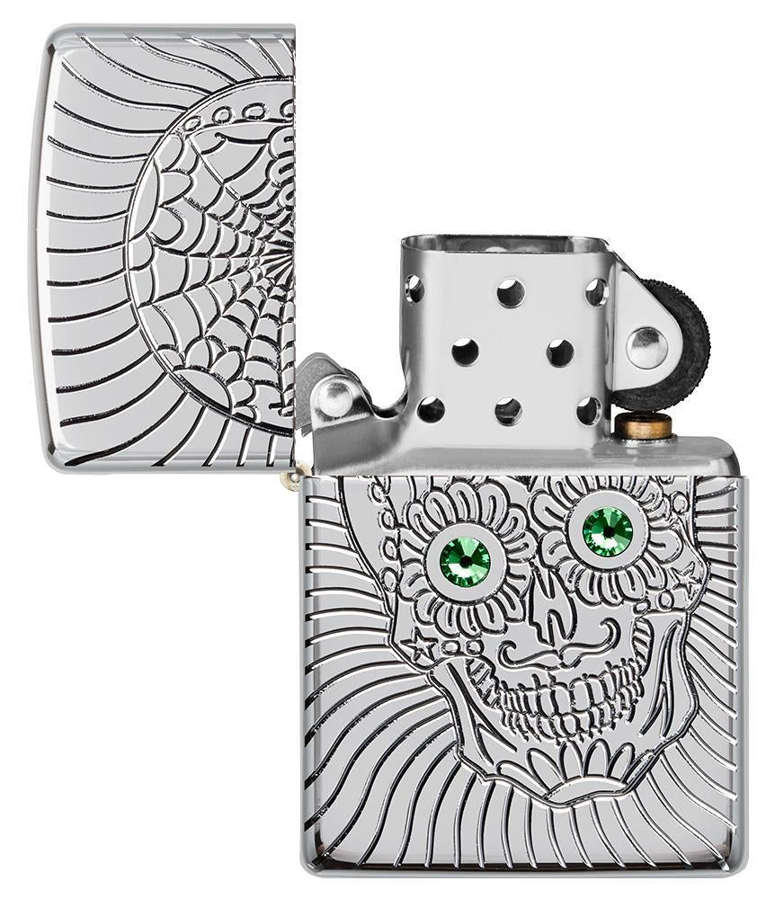 Briquet Zippo avec gravure profonde tête de mort et yeux en éléMen,ts Swarovski