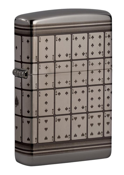 Vue de face 3/4 briquet Zippo Black Ice avec motif cartes à jouer