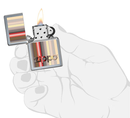 Mechero a prueba de viento Zippo Stripes Design en una mano para representar el tamaño del mechero