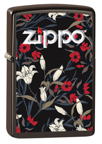Vista de tres cuartos del mechero a prueba de viento Zippo Floral Design